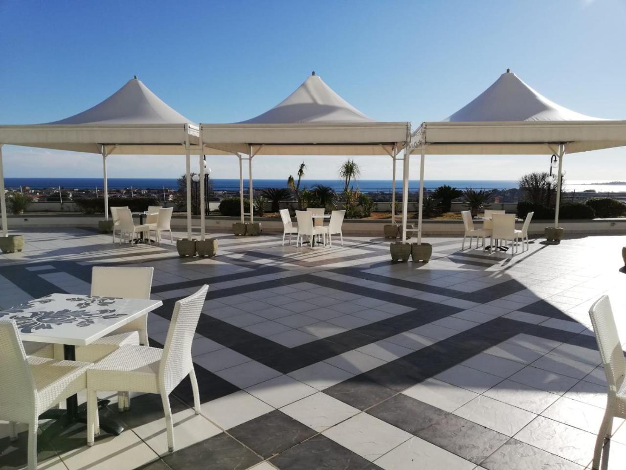 Park Hotel Mirabeau Montepaone Eksteriør billede